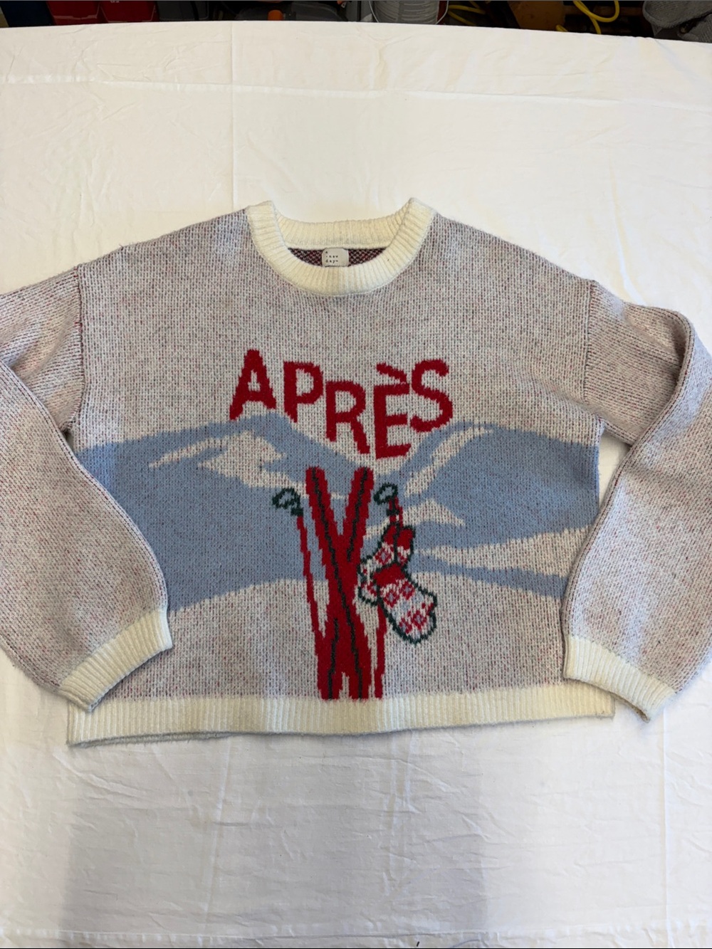 a new day Cream & Red Après Ski Graphic Crewneck Sweater